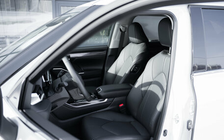 Toyota Highlander, 2025 год, 5 690 000 рублей, 18 фотография