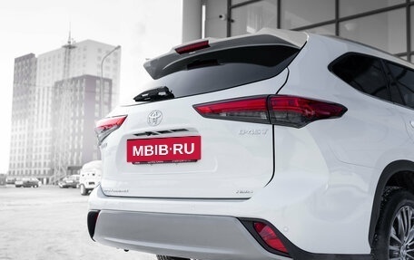 Toyota Highlander, 2025 год, 5 690 000 рублей, 10 фотография