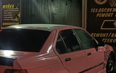 BMW 3 серия, 1993 год, 270 000 рублей, 14 фотография