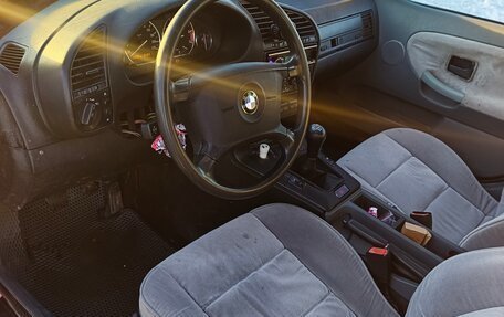 BMW 3 серия, 1993 год, 270 000 рублей, 18 фотография