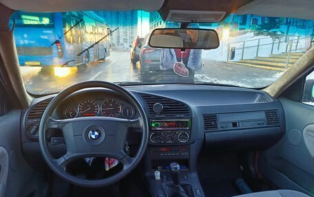 BMW 3 серия, 1993 год, 270 000 рублей, 32 фотография