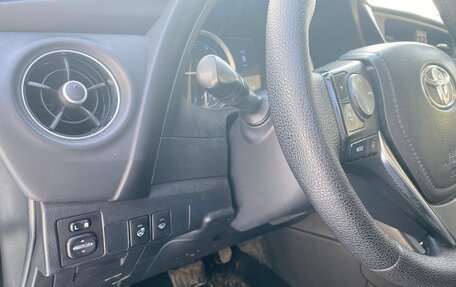 Toyota Corolla, 2018 год, 1 650 000 рублей, 7 фотография