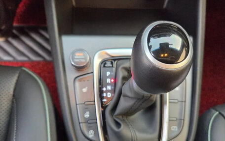 Hyundai Kona I, 2022 год, 1 950 000 рублей, 4 фотография