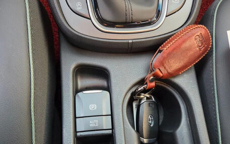 Hyundai Kona I, 2022 год, 1 950 000 рублей, 17 фотография