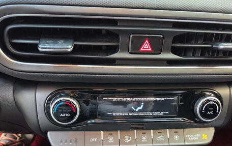 Hyundai Kona I, 2022 год, 1 950 000 рублей, 15 фотография