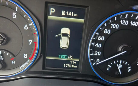 Hyundai Kona I, 2022 год, 1 950 000 рублей, 14 фотография