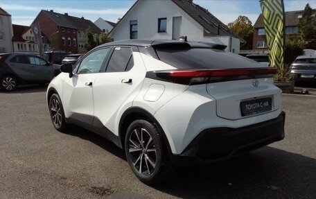 Toyota C-HR, 2026 год, 4 698 000 рублей, 2 фотография