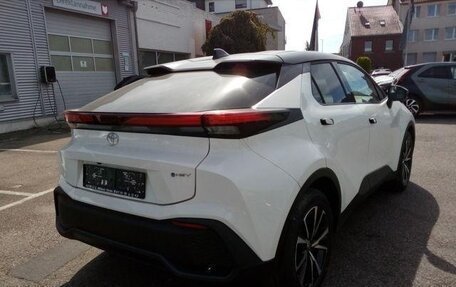 Toyota C-HR, 2026 год, 4 698 000 рублей, 5 фотография