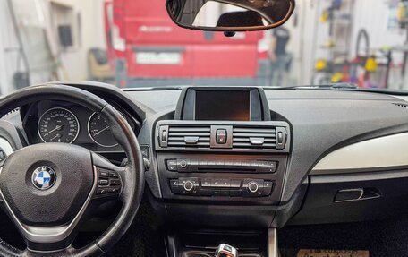 BMW 1 серия, 2013 год, 990 000 рублей, 18 фотография