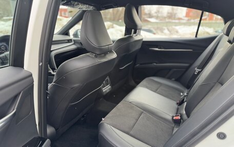 Toyota Camry, 2024 год, 4 300 000 рублей, 10 фотография