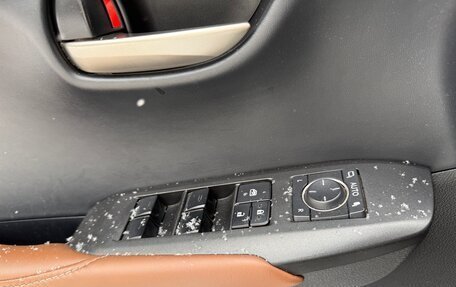 Lexus NX I, 2016 год, 3 000 000 рублей, 15 фотография