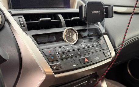 Lexus NX I, 2016 год, 3 000 000 рублей, 14 фотография