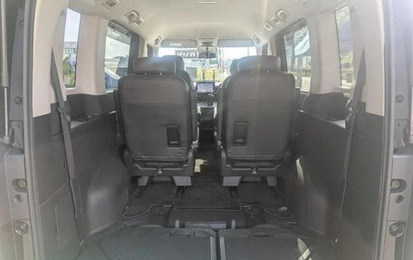 Honda Stepwgn, 2023 год, 2 555 000 рублей, 7 фотография