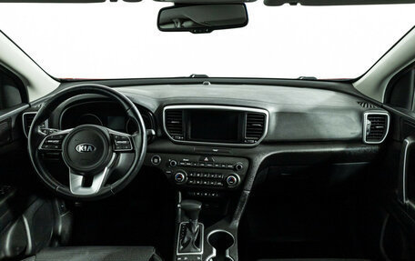 KIA Sportage IV рестайлинг, 2020 год, 2 450 000 рублей, 13 фотография