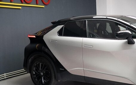 Toyota C-HR, 2024 год, 6 399 000 рублей, 8 фотография