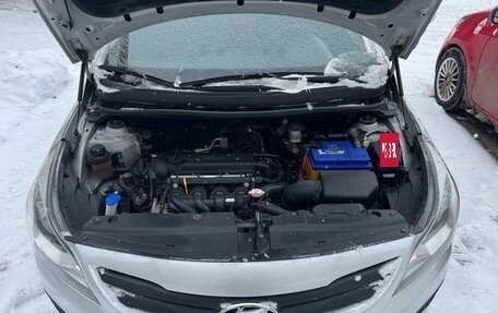 Hyundai Solaris II рестайлинг, 2014 год, 820 000 рублей, 10 фотография