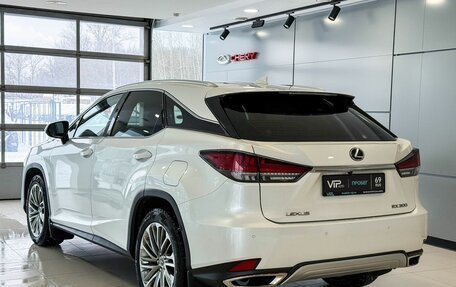 Lexus RX IV рестайлинг, 2021 год, 6 997 000 рублей, 4 фотография