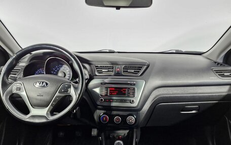 KIA Rio III рестайлинг, 2016 год, 880 000 рублей, 17 фотография