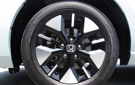 Honda Stepwgn, 2022 год, 2 352 000 рублей, 4 фотография