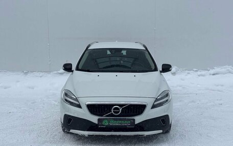 Volvo V40 Cross Country I, 2017 год, 1 730 000 рублей, 2 фотография