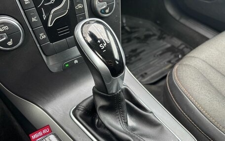 Volvo V40 Cross Country I, 2017 год, 1 730 000 рублей, 16 фотография