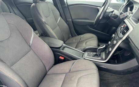 Volvo V40 Cross Country I, 2017 год, 1 730 000 рублей, 20 фотография