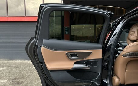 Mercedes-Benz E-Класс, 2024 год, 6 350 000 рублей, 23 фотография