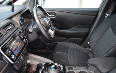 Nissan Leaf II, 2018 год, 1 700 000 рублей, 8 фотография