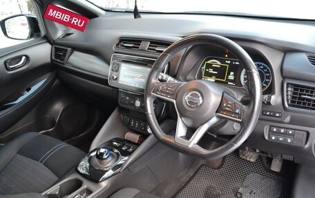 Nissan Leaf II, 2018 год, 1 700 000 рублей, 17 фотография