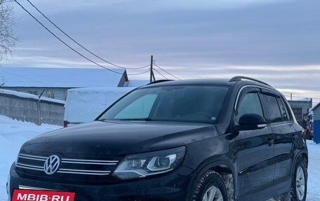 Volkswagen Tiguan I, 2012 год, 1 090 000 рублей, 2 фотография