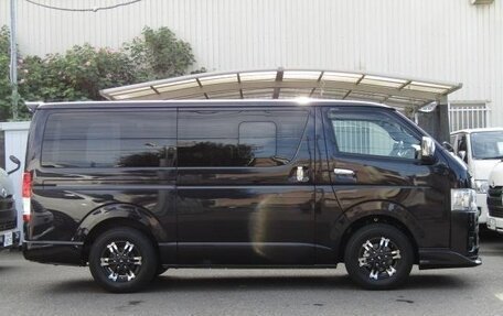 Toyota HiAce H200, 2025 год, 4 200 000 рублей, 17 фотография