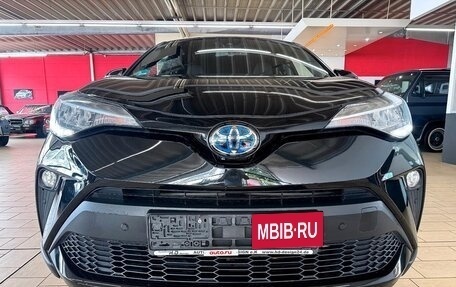 Toyota C-HR I рестайлинг, 2020 год, 2 700 000 рублей, 9 фотография