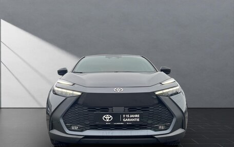 Toyota C-HR, 2025 год, 3 600 000 рублей, 8 фотография