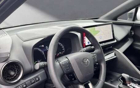 Toyota C-HR, 2025 год, 3 600 000 рублей, 10 фотография