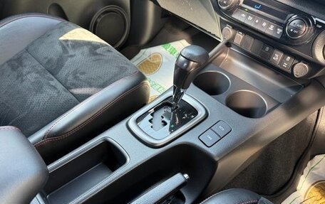 Toyota Hilux VIII, 2022 год, 4 500 000 рублей, 16 фотография