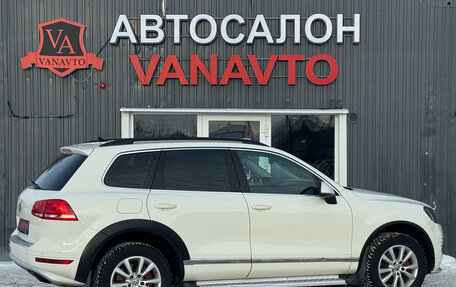 Volkswagen Touareg III, 2011 год, 1 650 000 рублей, 5 фотография