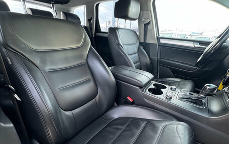 Volkswagen Touareg III, 2011 год, 1 650 000 рублей, 12 фотография