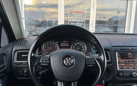 Volkswagen Touareg III, 2011 год, 1 650 000 рублей, 14 фотография