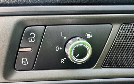 Volkswagen Touareg III, 2011 год, 1 650 000 рублей, 19 фотография