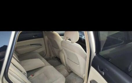 Toyota Prius, 2004 год, 650 000 рублей, 8 фотография