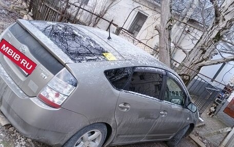 Toyota Prius, 2004 год, 650 000 рублей, 10 фотография