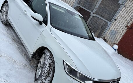 Volkswagen Passat B8 рестайлинг, 2015 год, 1 595 000 рублей, 6 фотография