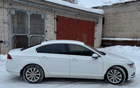 Volkswagen Passat B8 рестайлинг, 2015 год, 1 595 000 рублей, 9 фотография