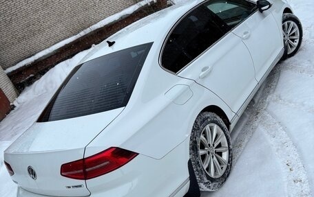 Volkswagen Passat B8 рестайлинг, 2015 год, 1 595 000 рублей, 10 фотография