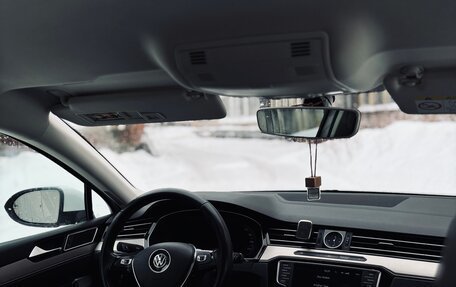 Volkswagen Passat B8 рестайлинг, 2015 год, 1 595 000 рублей, 20 фотография