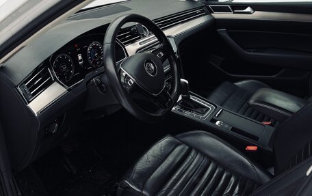 Volkswagen Passat B8 рестайлинг, 2015 год, 1 595 000 рублей, 24 фотография