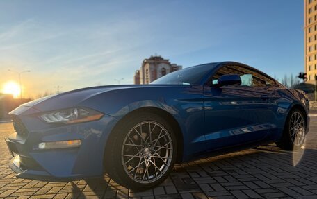 Ford Mustang VI рестайлинг, 2019 год, 3 190 000 рублей, 3 фотография