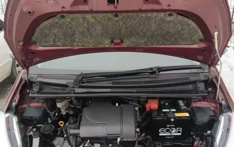 Toyota Vitz, 2013 год, 885 000 рублей, 10 фотография