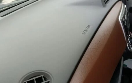 Toyota Vitz, 2013 год, 885 000 рублей, 21 фотография