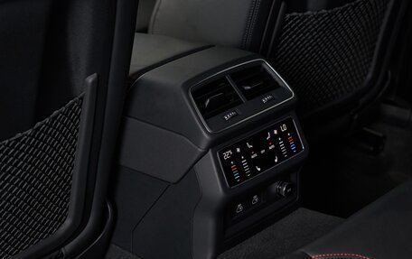 Audi RS 6, 2022 год, 14 300 000 рублей, 21 фотография